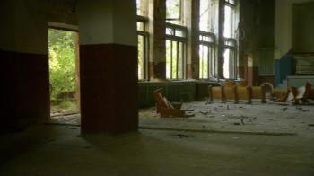  -     / Chernobyl Life in the Dead Zone