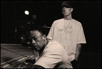 Eminem feat. Dr. Dre - I Need a Doctor